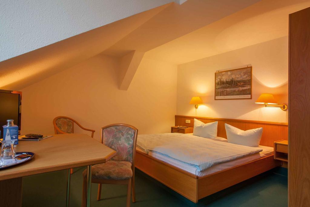 Hotel Arcus Elsterwerda Kültér fotó