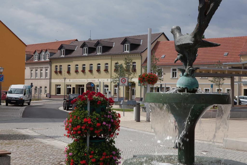 Hotel Arcus Elsterwerda Kültér fotó