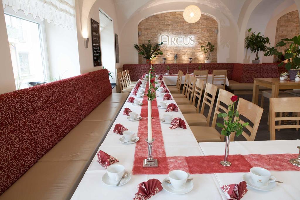 Hotel Arcus Elsterwerda Kültér fotó